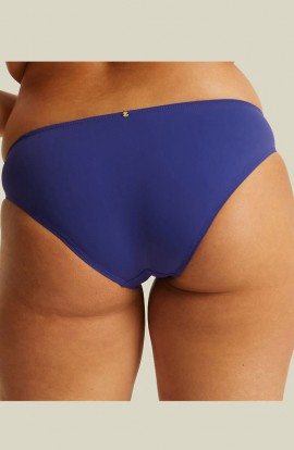 Bestform Braguita Bikini Azul Klein Detalle Beige Cadera